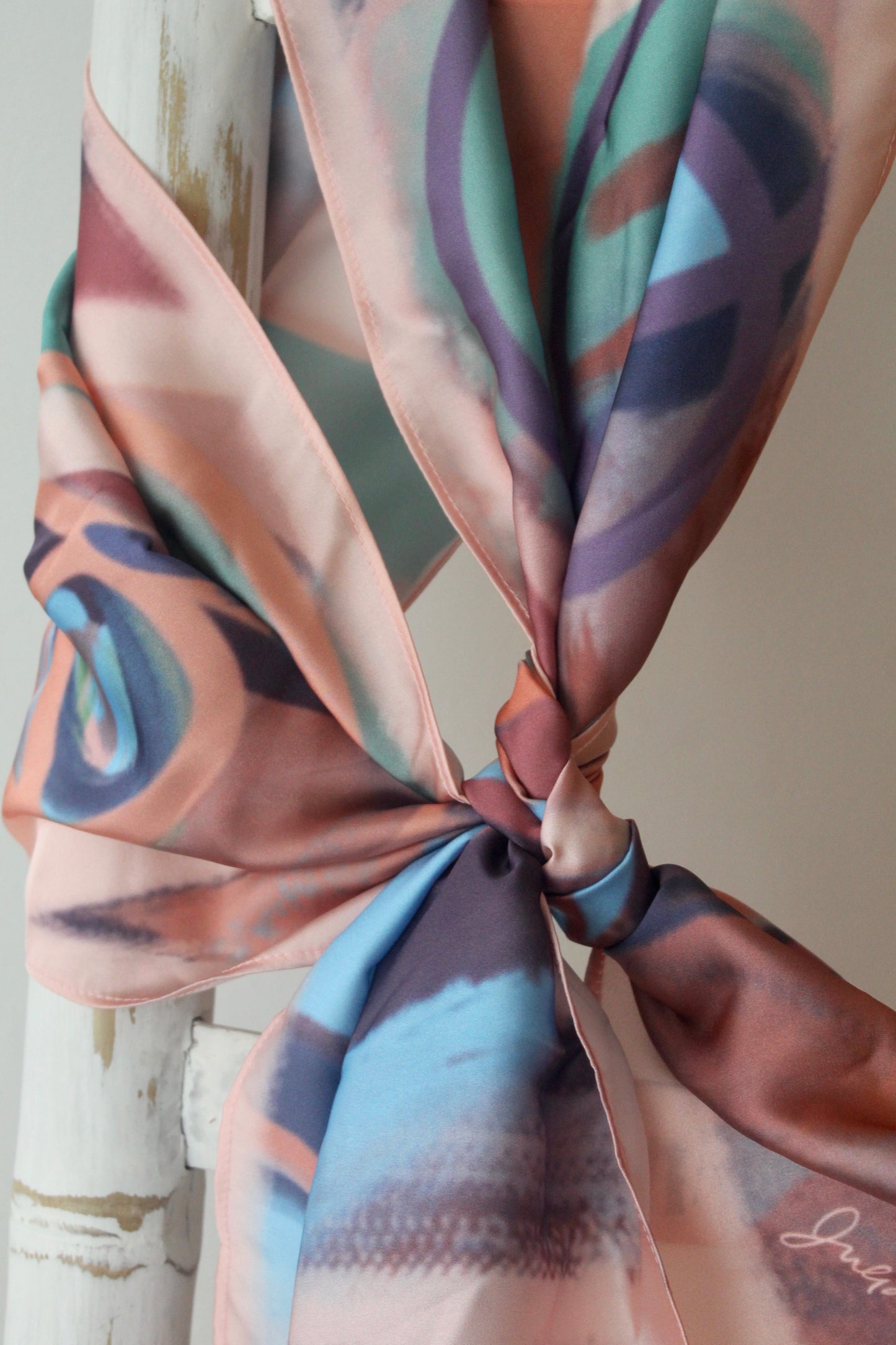 Silk Satin Scarf Alas de Zafiro